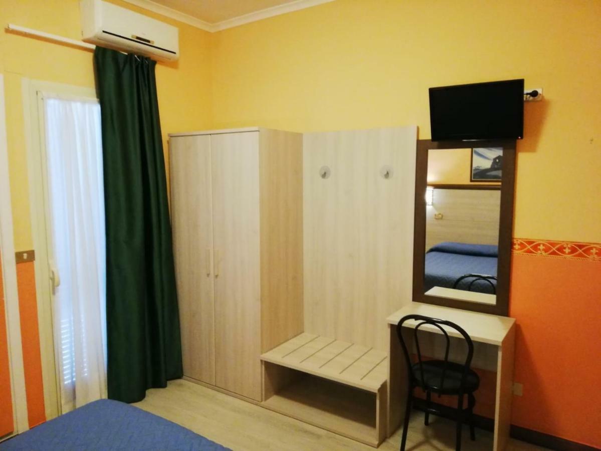 Hotel Ludovici Fiuggi Bagian luar foto